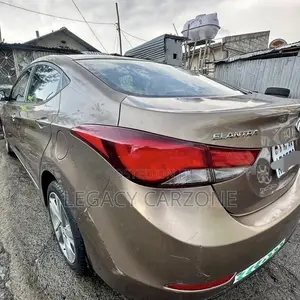 Hyundai Elantra 2015 Brown