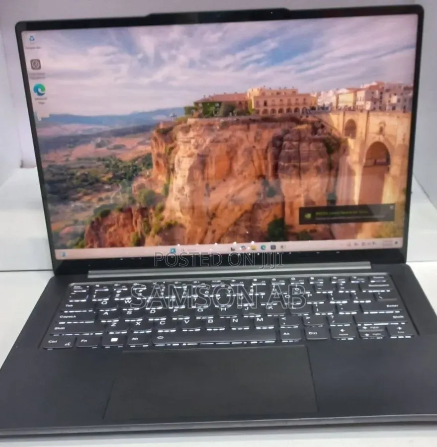 New Laptop Lenovo 32GB Intel Core i7 SSD 1T