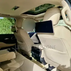 Toyota Land Cruiser 2023 White