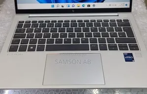 New Laptop HP EliteBook 830 G9 16GB Intel Core i5 SSD 512GB