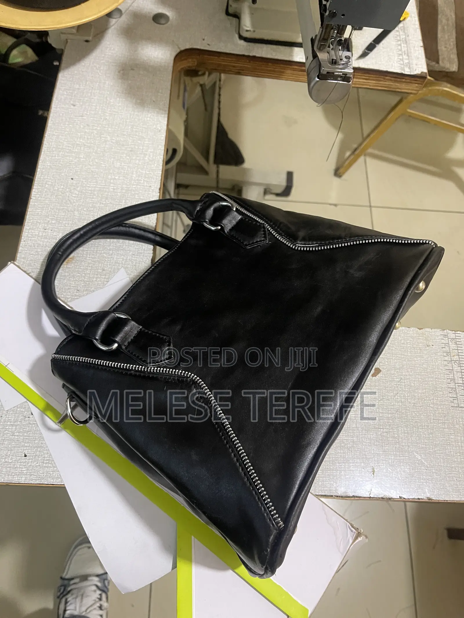 Ladies Hand Bag