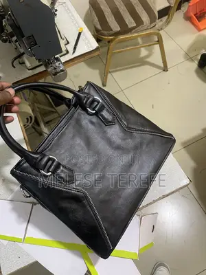 Ladies Hand Bag