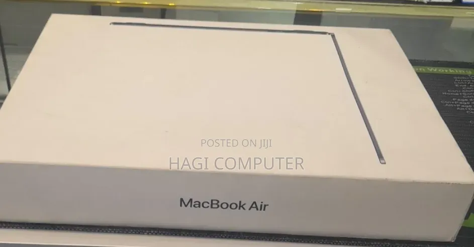 New Laptop Apple MacBook Air 2025 M4 16GB Apple M4 SSD 1T