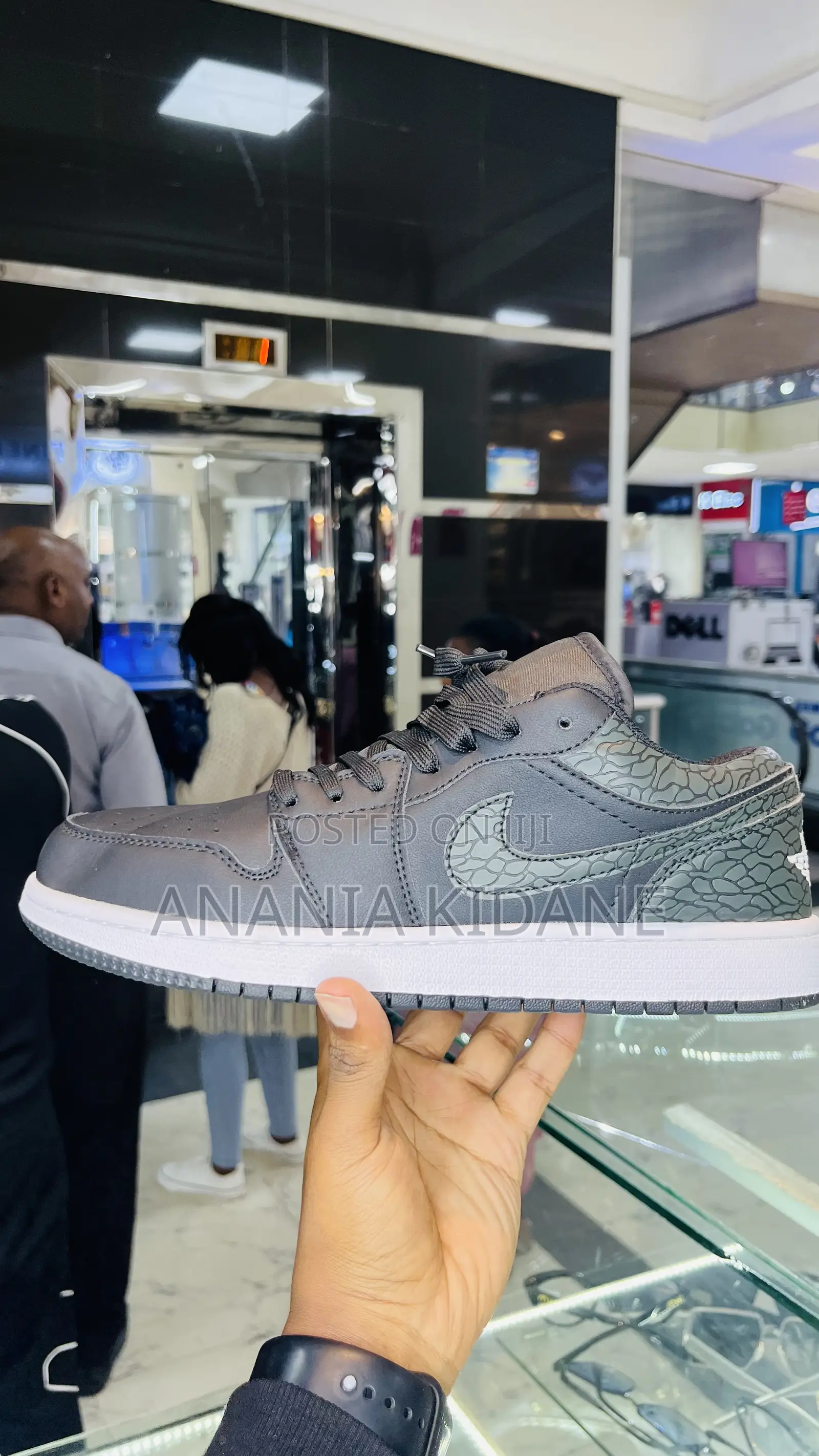 Low Black Air Jordan