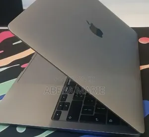 New Laptop Apple MacBook Air 2020 M1 8GB Apple M1 SSD 256GB