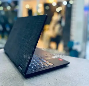Laptop Lenovo Yoga 700 16GB AMD Ryzen 7 SSD 512GB