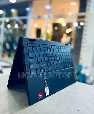 Laptop Lenovo Yoga 700 16GB AMD Ryzen 7 SSD 512GB