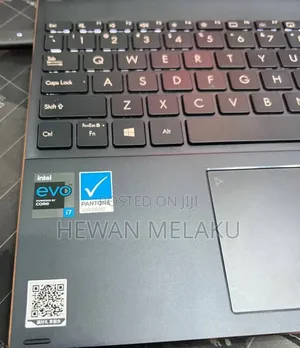 New Laptop Asus Zenbook 14 16GB Intel Core i7 SSD 512GB