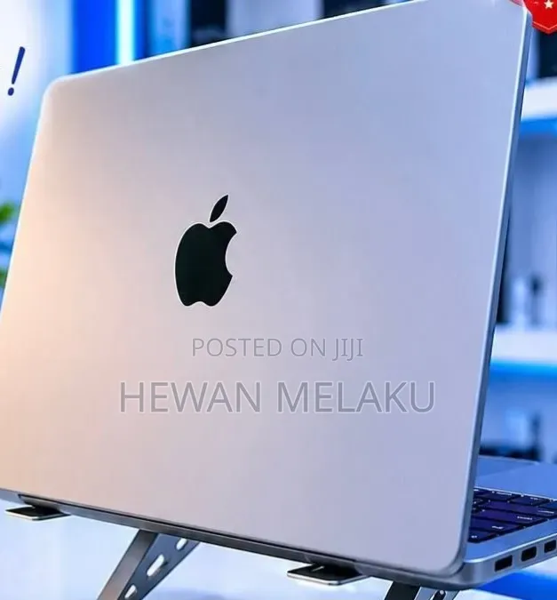 New Laptop Apple MacBook Pro 2021 M1 16GB Apple M1 Pro SSD 512GB