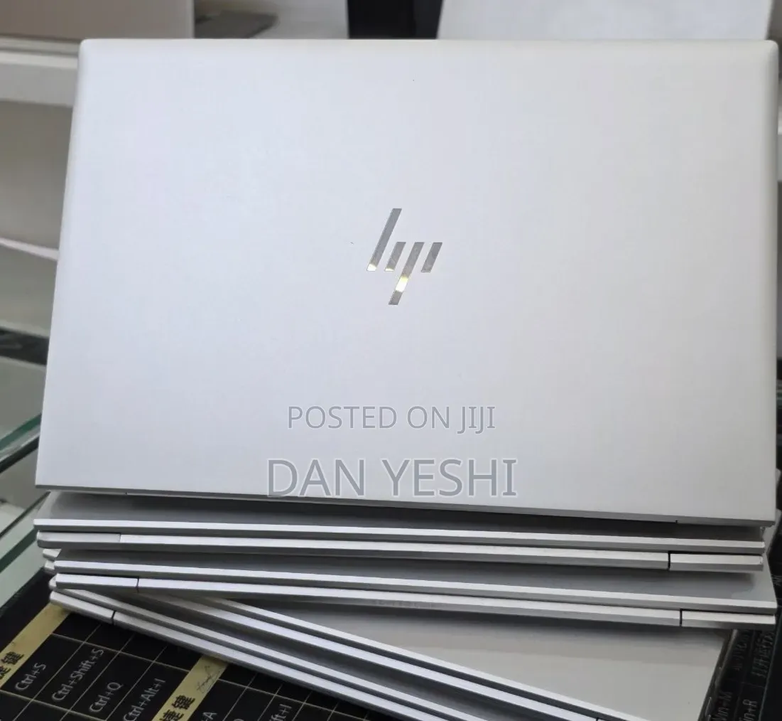 New Laptop HP EliteBook 840 G8 16GB Intel Core i5 SSD 512GB