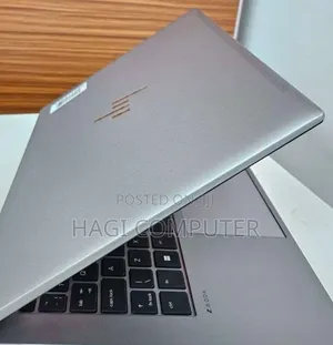 New Laptop HP ZBook Firefly 14 G10 16GB Intel Core i7 SSD 512GB