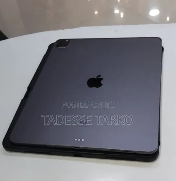 New Apple iPad Pro 1 TB Silver