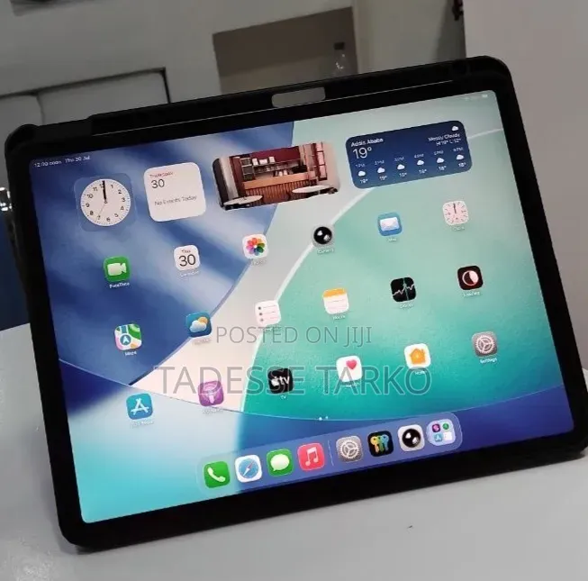 New Apple iPad Pro 1 TB Silver