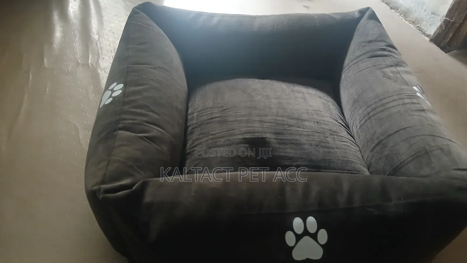 Extraordinary Comfortable Dogs and Cats Bed
