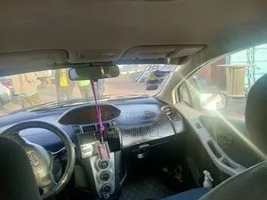 Toyota Yaris 2005 Silver