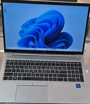 New Laptop HP EliteBook 850 G8 16GB Intel Core i7 SSD 512GB