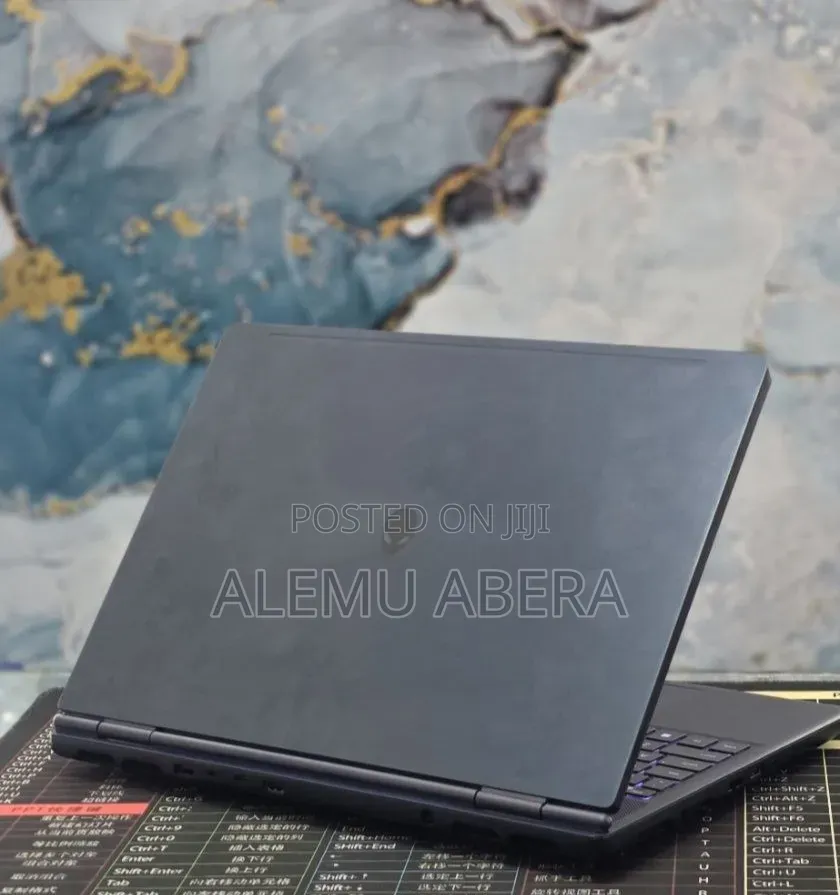 New Laptop Alienware 16x Aurora 32GB Intel Core Ultra 9 SSD 1T