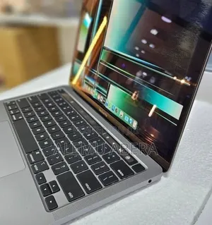 New Laptop Apple MacBook Pro 2023 M2 Pro 8GB Apple M2 SSD 256GB