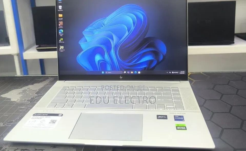 New Laptop HP Envy x360 16GB Intel Core i9 SSD 1T