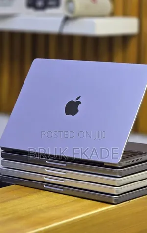 New Laptop Apple MacBook Pro 2021 M1 32GB Apple M1 SSD 512GB