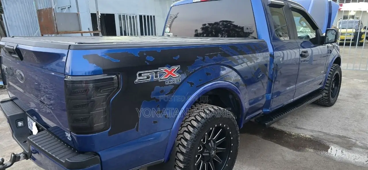 Ford F-150 2018 Blue