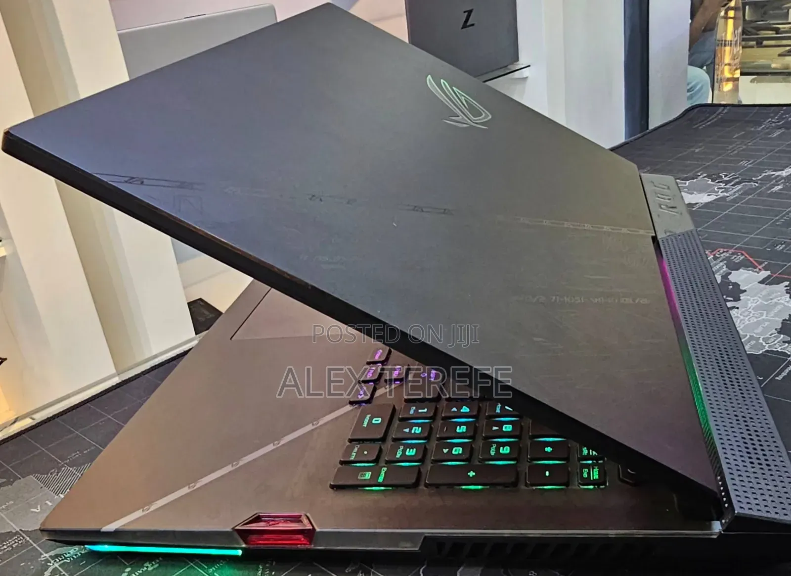 New Laptop Asus ROG Strix G15 32GB Intel Core i9 SSD 1T
