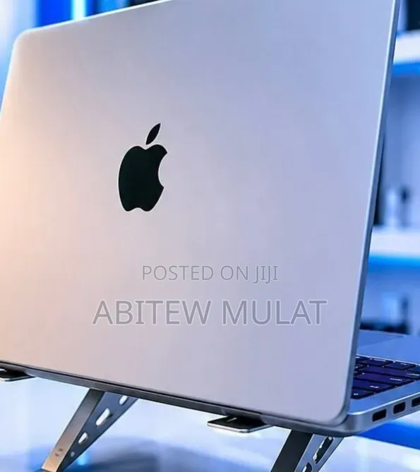 New Laptop Apple MacBook Pro 2021 M1 16GB Apple M1 Pro SSD 512GB