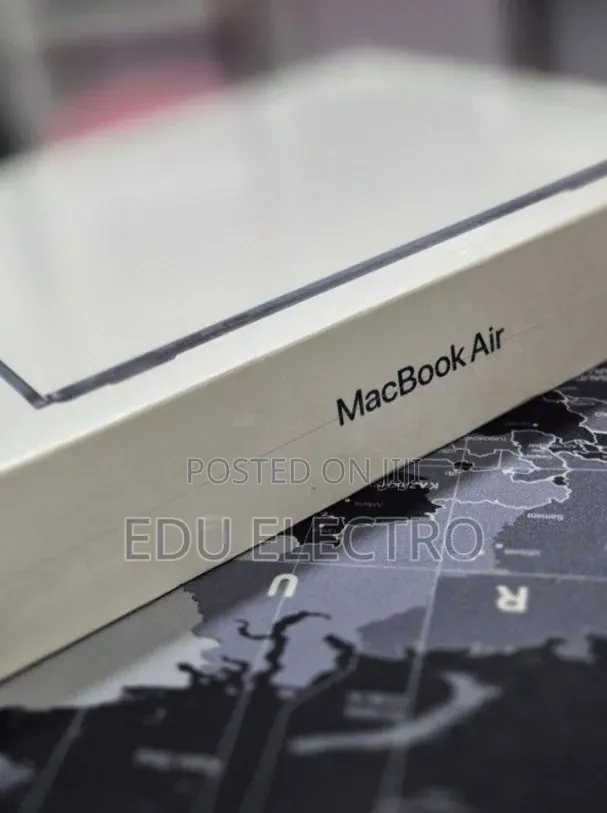New Laptop Apple MacBook Air 2022 M2 8GB Apple M2 SSD 256GB