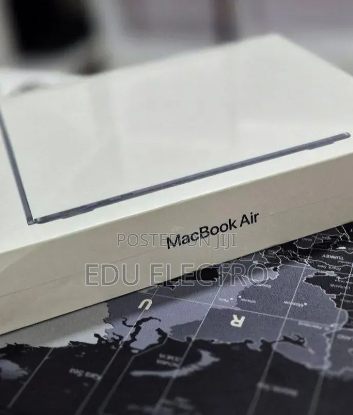 New Laptop Apple MacBook Air 2022 M2 8GB Apple M2 SSD 256GB