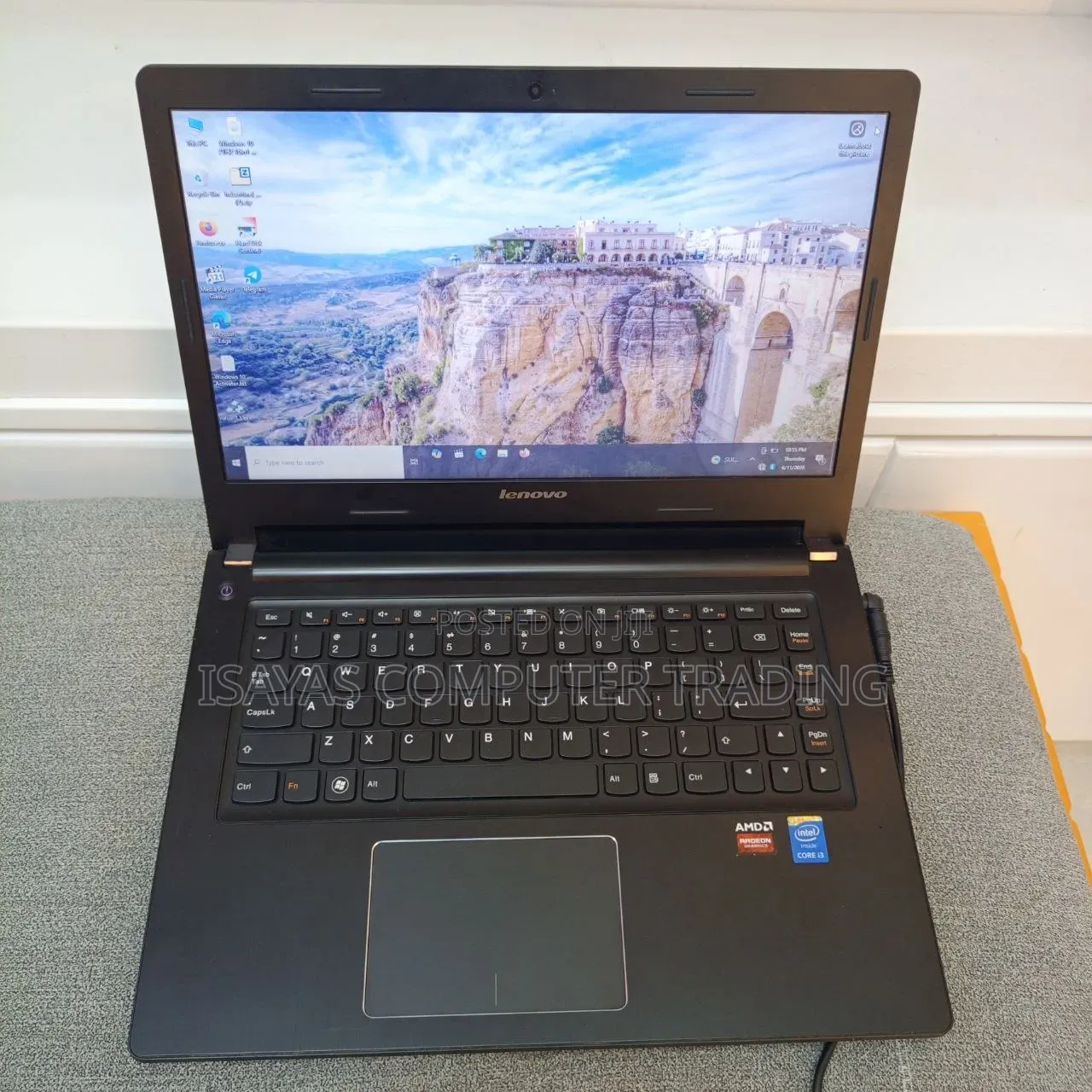 Laptop Lenovo 8GB Intel Core i3 HDD 500GB