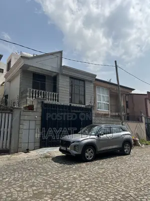 6bdrm House in Oromia-Finfinne for sale