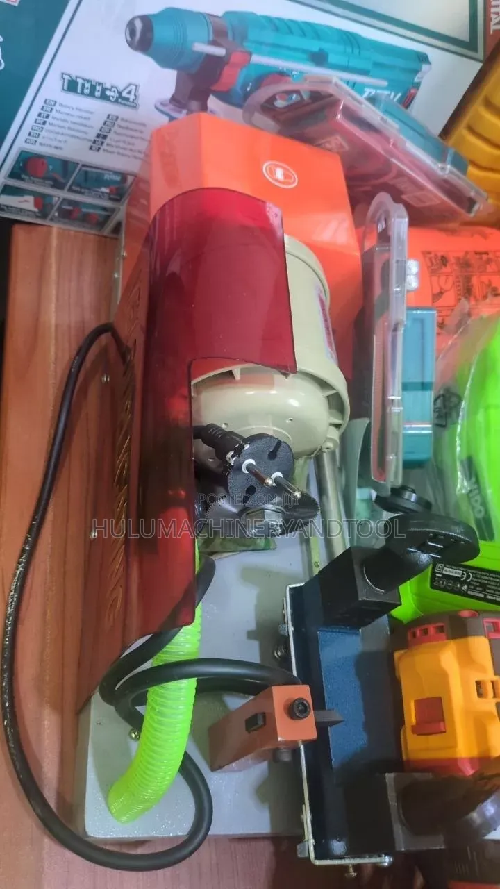 Key Duplicating Machine