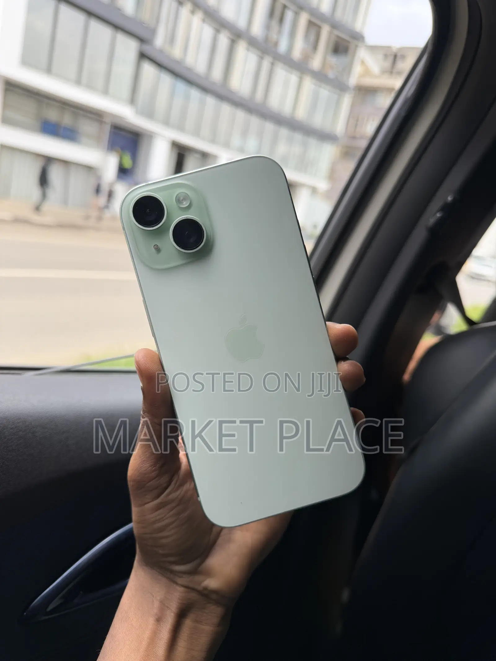 Apple iPhone 15 128 GB Green