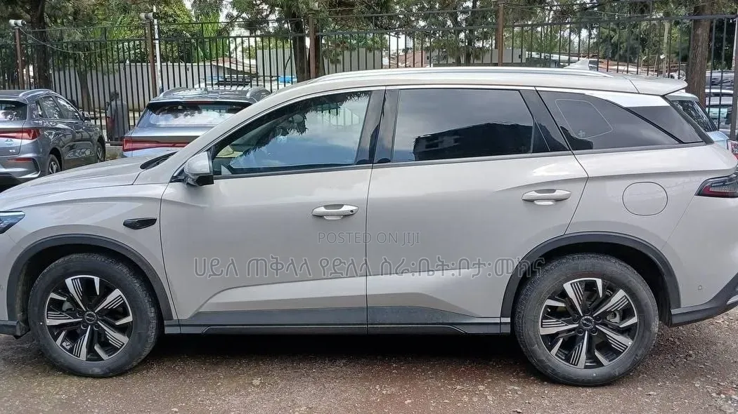 BYD Seal EV 2025 Off white