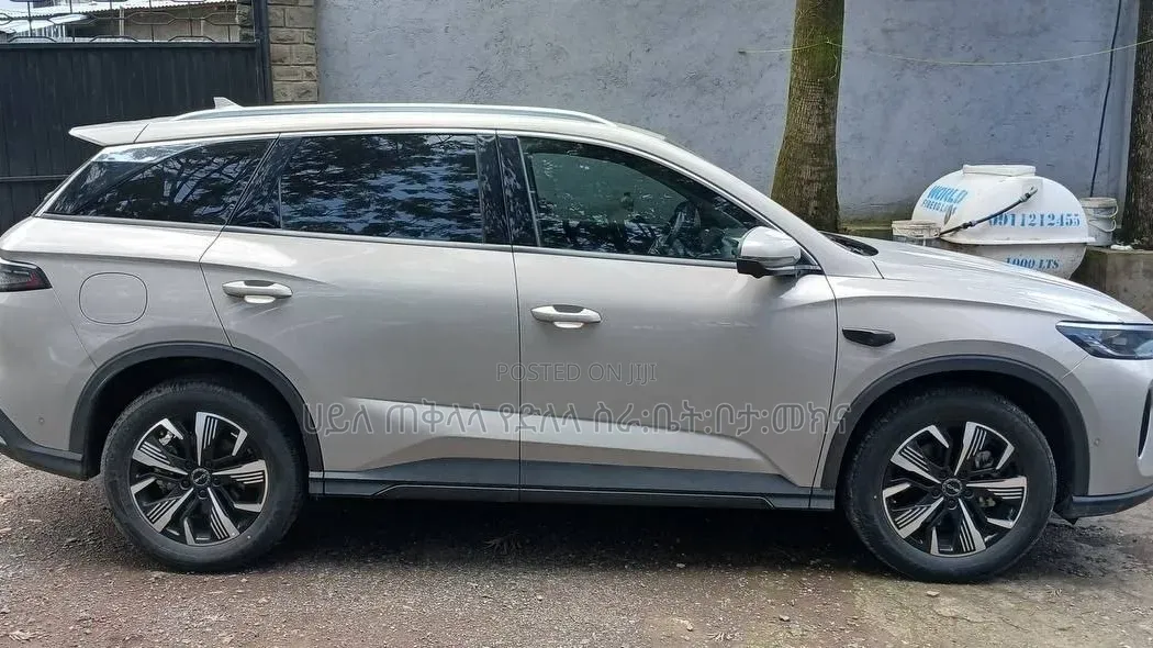 BYD Seal EV 2025 Off white