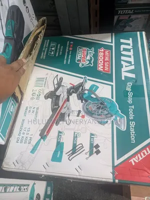 Total 1800w Sliding Mitre Saw