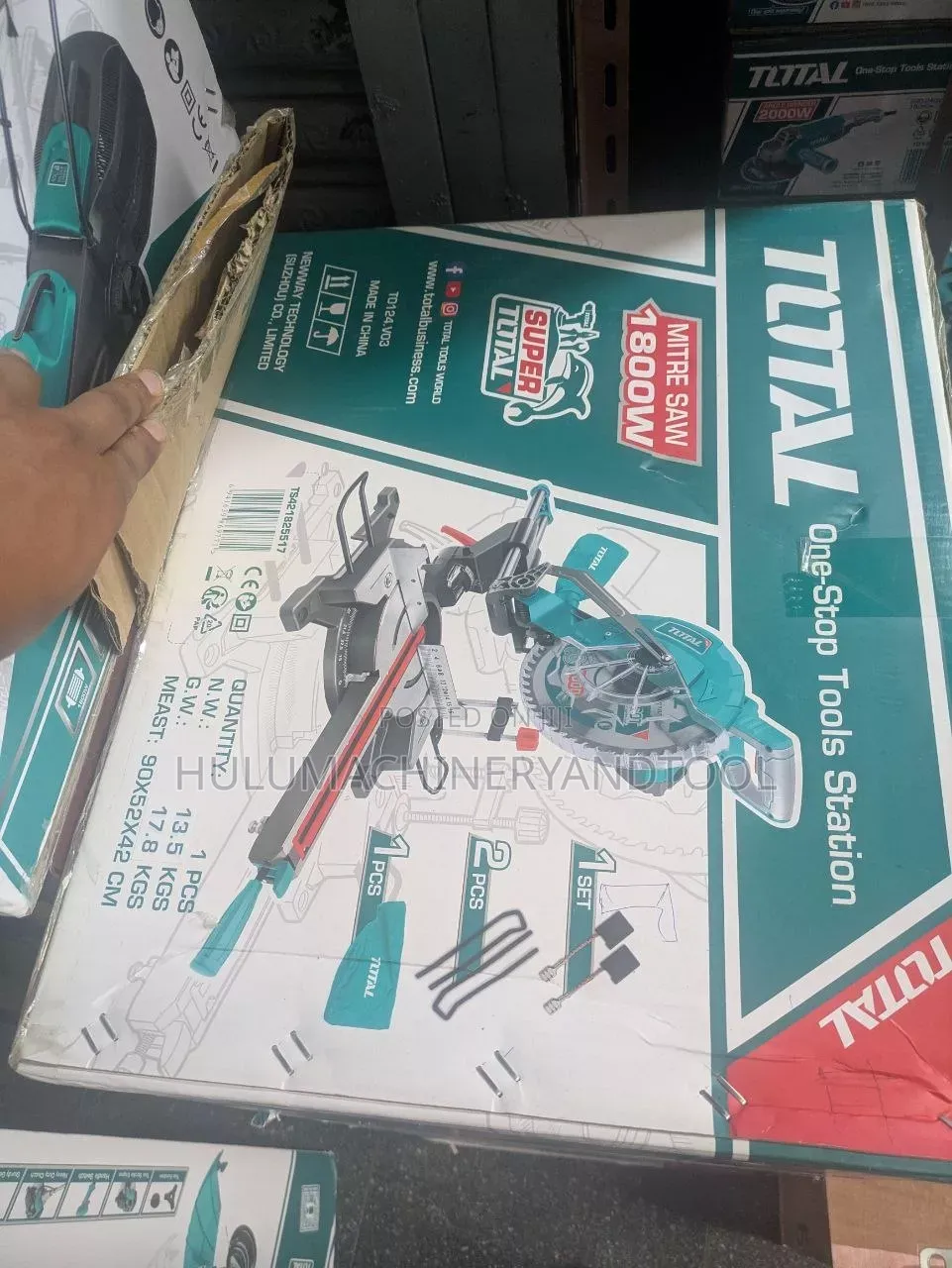 Total 1800w Sliding Mitre Saw