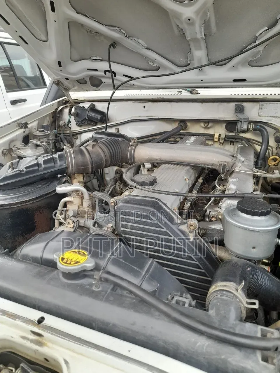 Toyota Land Cruiser 2004 Silver