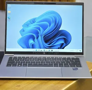 New Laptop HP EliteBook 840 G10 16GB Intel Core i7 SSD 512GB