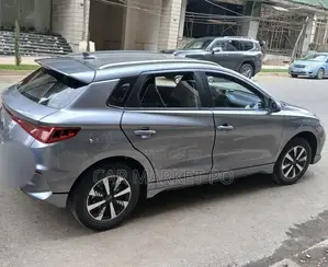 New BYD E2 43 kWh 94 hp FWD 2024 Gray