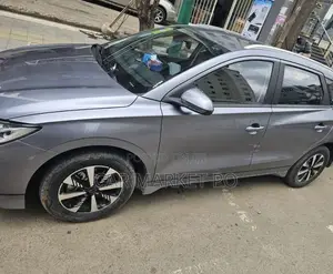 New BYD E2 43 kWh 94 hp FWD 2024 Gray