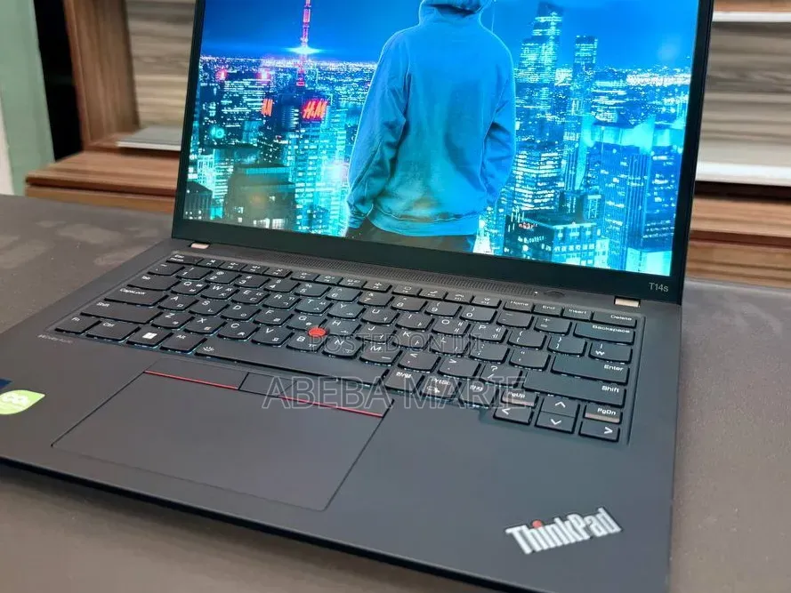 New Laptop Lenovo ThinkPad T14 32GB Intel Core i7 SSD 512GB