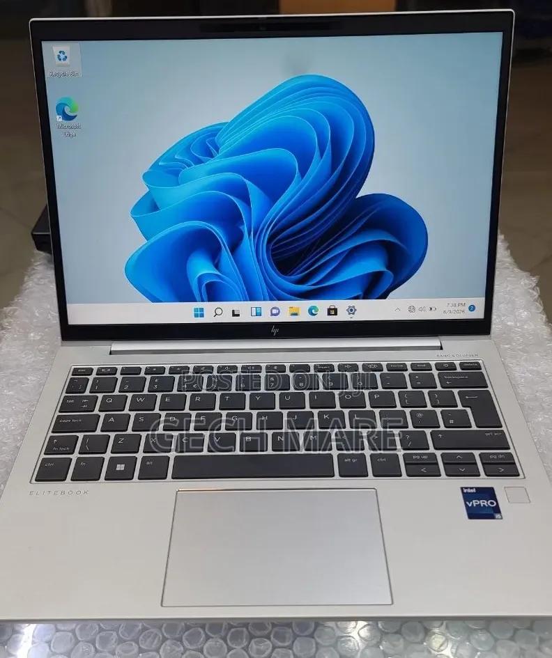 New Laptop HP EliteBook 830 G9 16GB Intel Core i5 SSD 512GB
