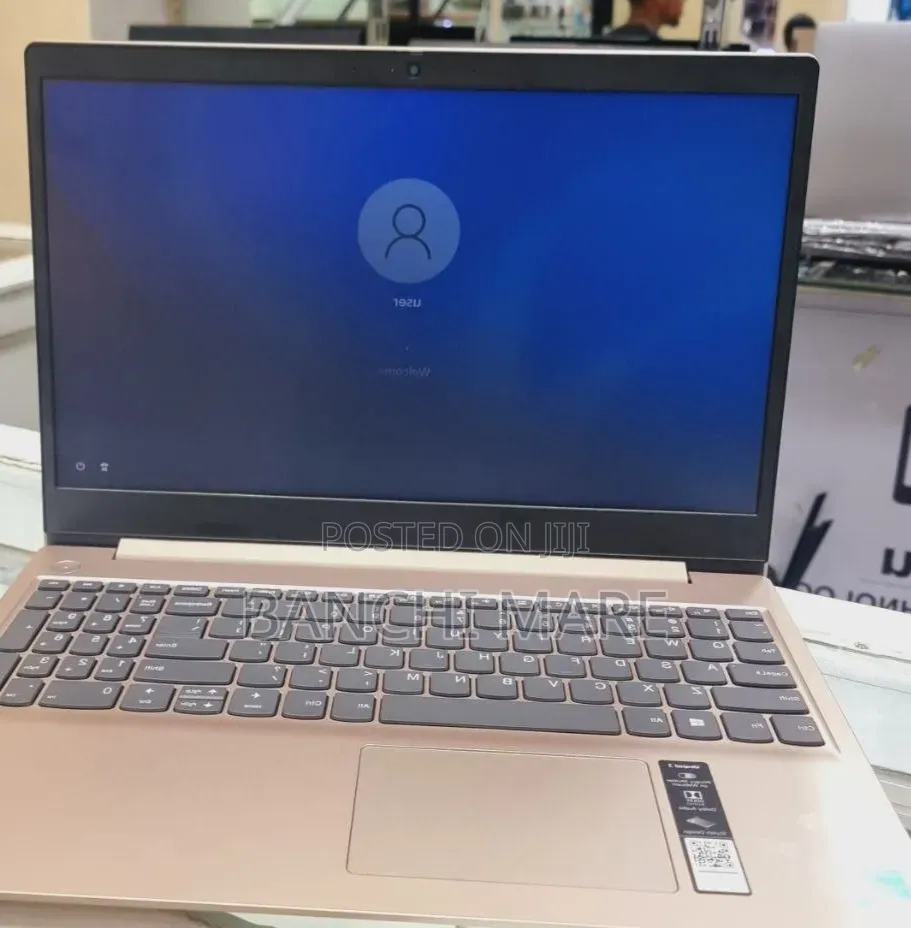 New Laptop Lenovo Ideapad 3 8GB Intel Core i3 SSD 256GB