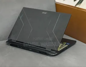 New Laptop Acer Nitro V 15 32GB Intel Core i7 SSD 1T