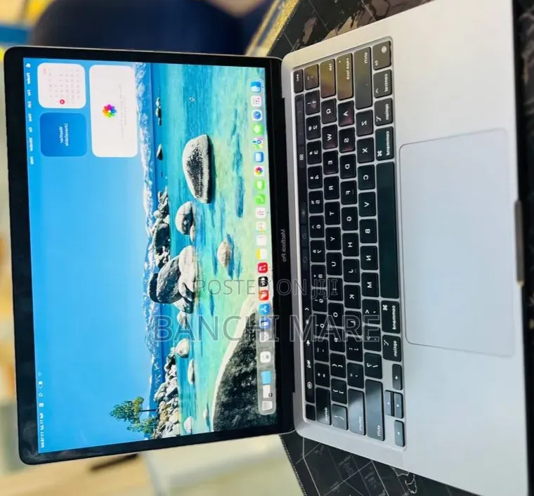 New Laptop Apple MacBook Pro 2022 M2 8GB Apple M2 SSD 512GB