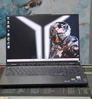 New Laptop Lenovo 16GB Intel Core i9 SSD 1T