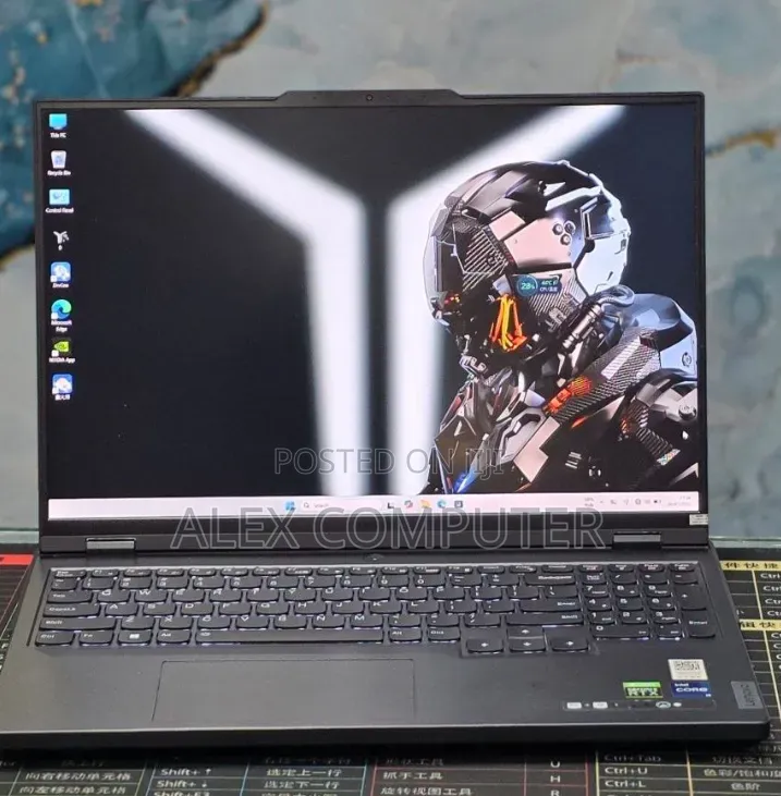 New Laptop Lenovo 16GB Intel Core i9 SSD 1T