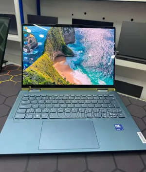 New Laptop Lenovo 16GB Intel Core Ultra 7 SSD 512GB