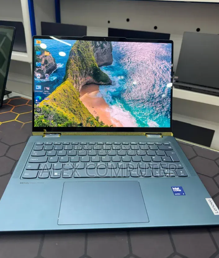 New Laptop Lenovo 16GB Intel Core Ultra 7 SSD 512GB